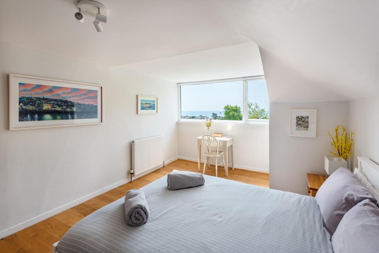 Manacles - Spacious Flat Near Beach With Sea Views & Parking Falmouth Exterior photo